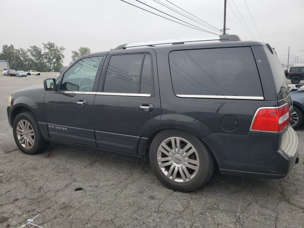 5LMJJ2H59AEJ09972 2010 Lincoln Navigator