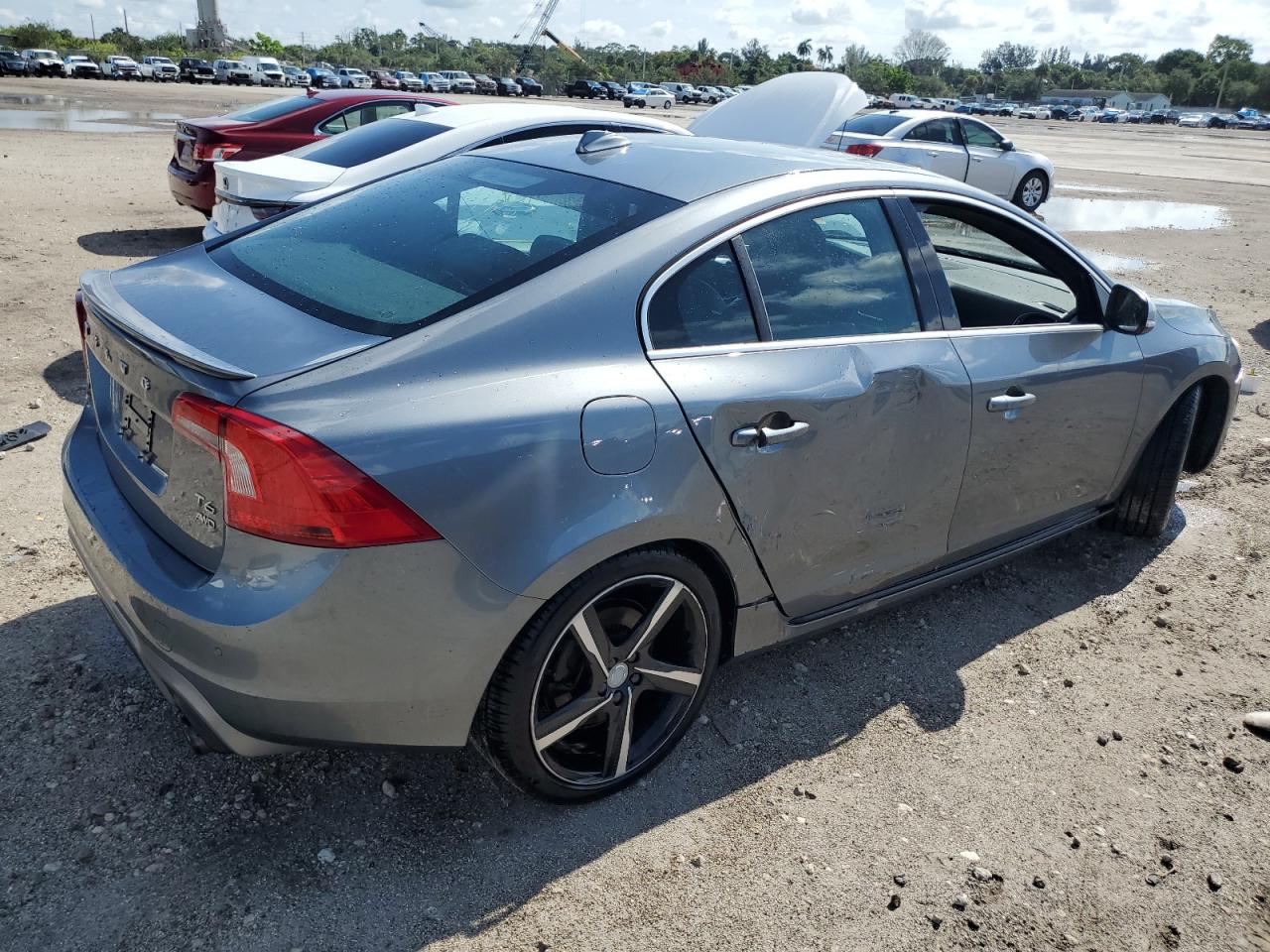 2016 Volvo S60 Polestar vin: YV149MTS0G2409085