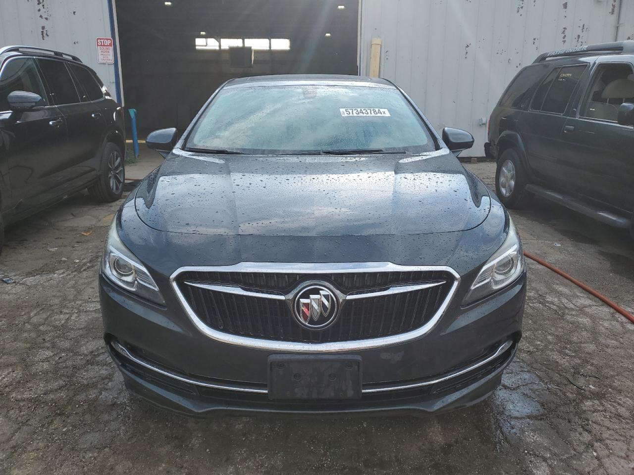 2017 Buick Lacrosse Essence vin: 1G4ZP5SS0HU170356