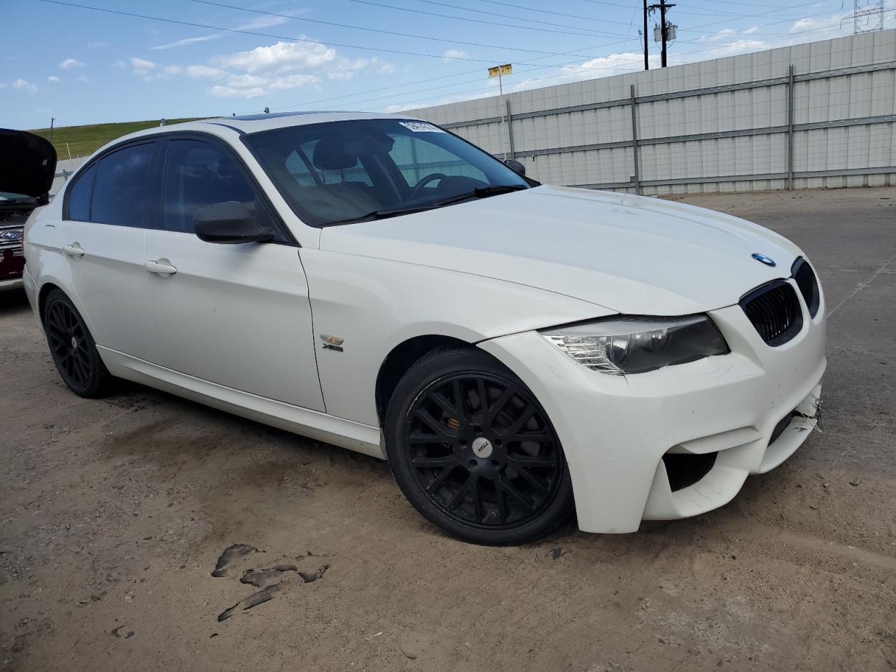 WBAPK5C56BA657280 2011 BMW 328 Xi Sulev