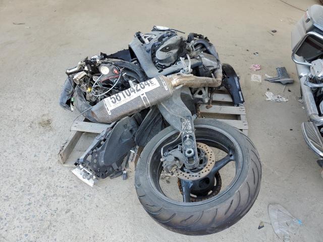 2011 SUZUKI GSX-R1000 JS1GT78A0B2101455