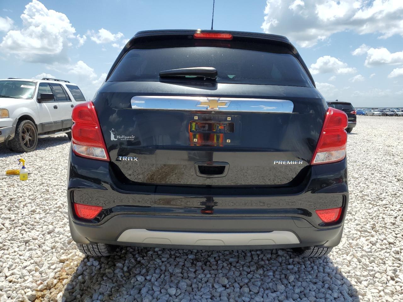 3GNCJMSB4KL256820 2019 Chevrolet Trax Premier