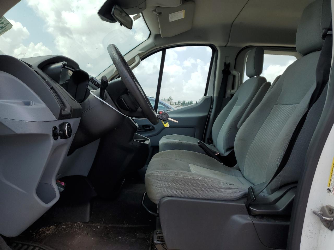 1FBZX2ZM5FKA16152 2015 Ford Transit T-350