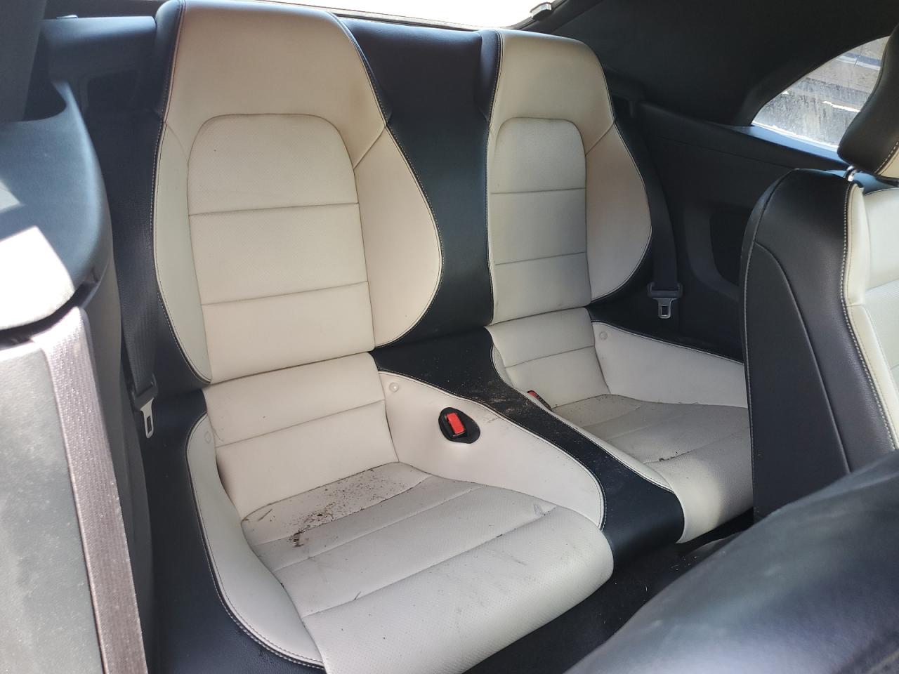 1FATP8UH5F5402833 2015 Ford Mustang