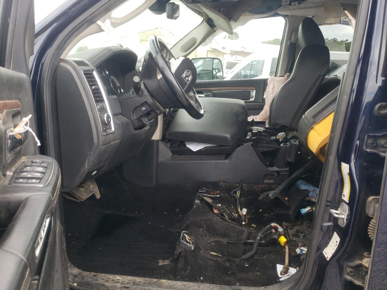 3C63R3JL5EG123154 2014 Ram 3500 Laramie