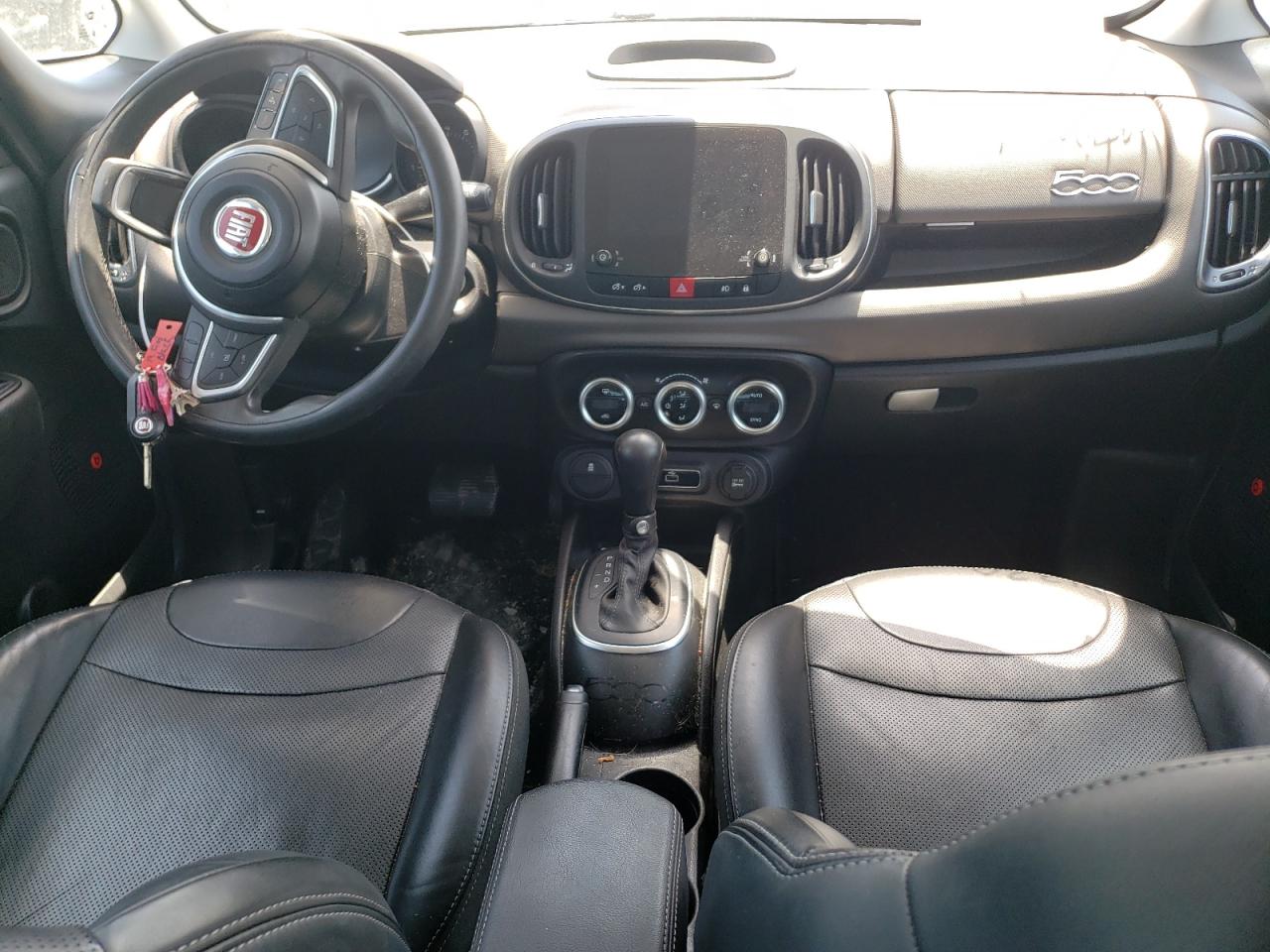 ZFBNFACH3KZ041641 2019 Fiat 500L Lounge