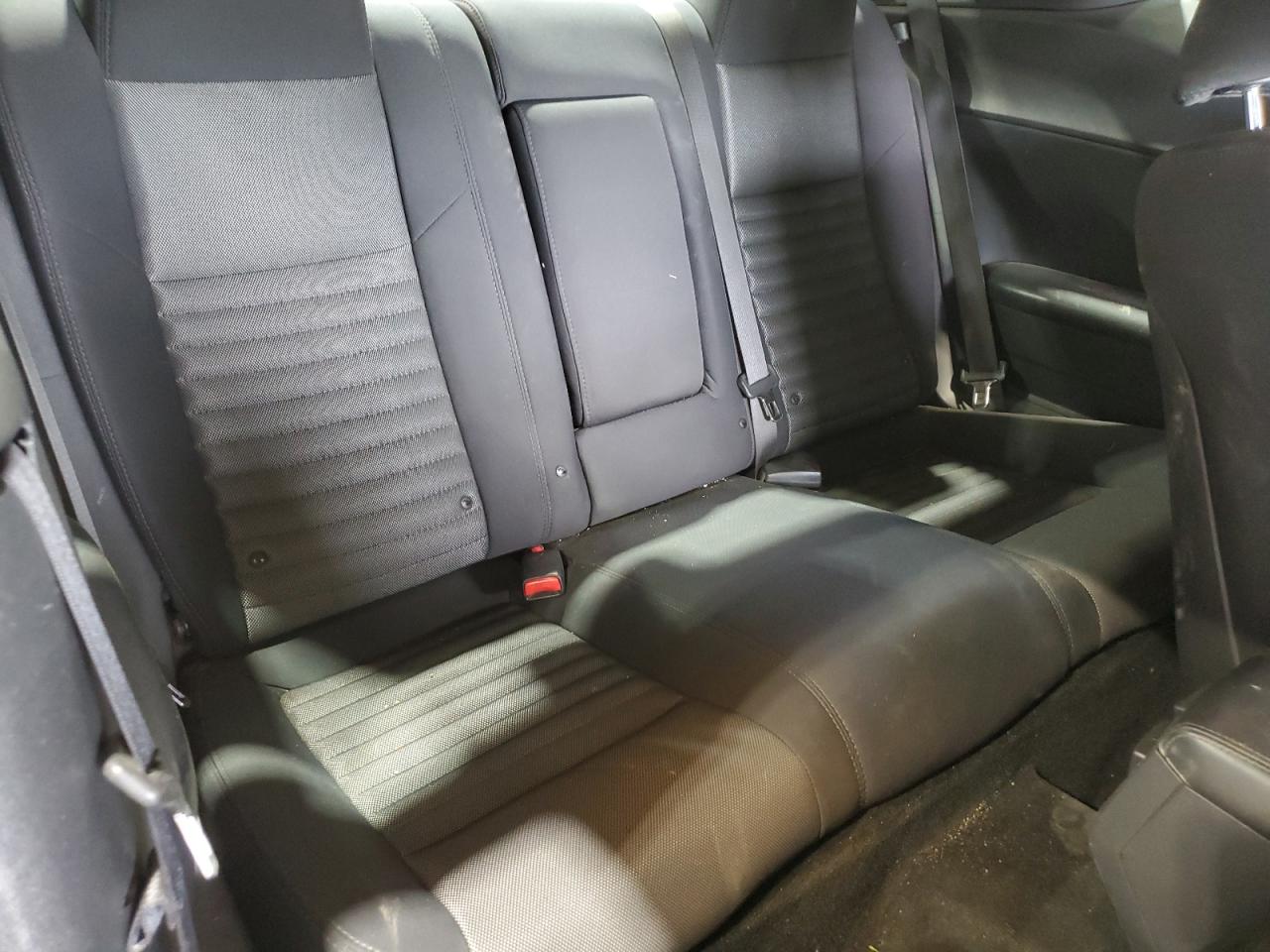 2C3CDYBT3DH629216 2013 Dodge Challenger R/T