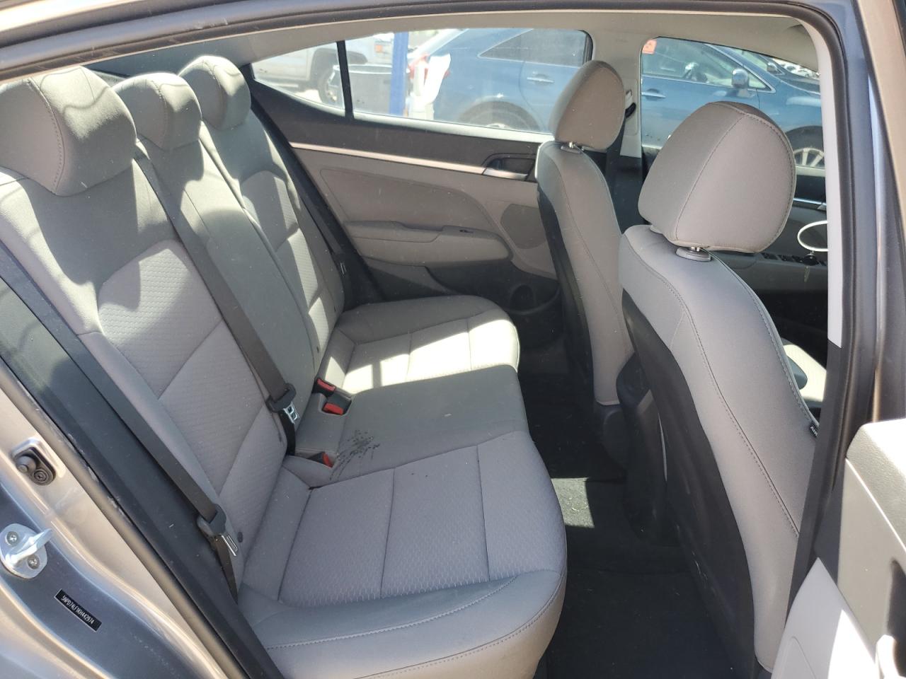 5NPD74LF1KH442974 2019 Hyundai Elantra Se