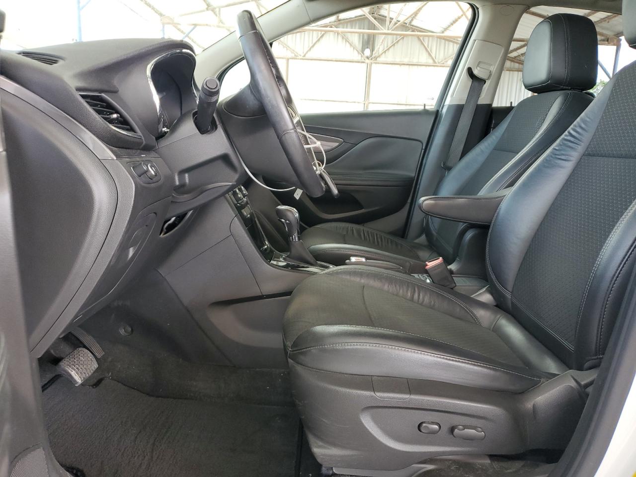 KL4CJBSB8HB090318 2017 Buick Encore Preferred Ii