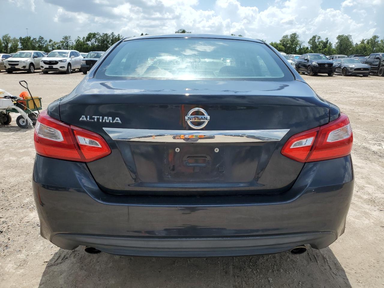 1N4AL3AP8HN350358 2017 Nissan Altima 2.5