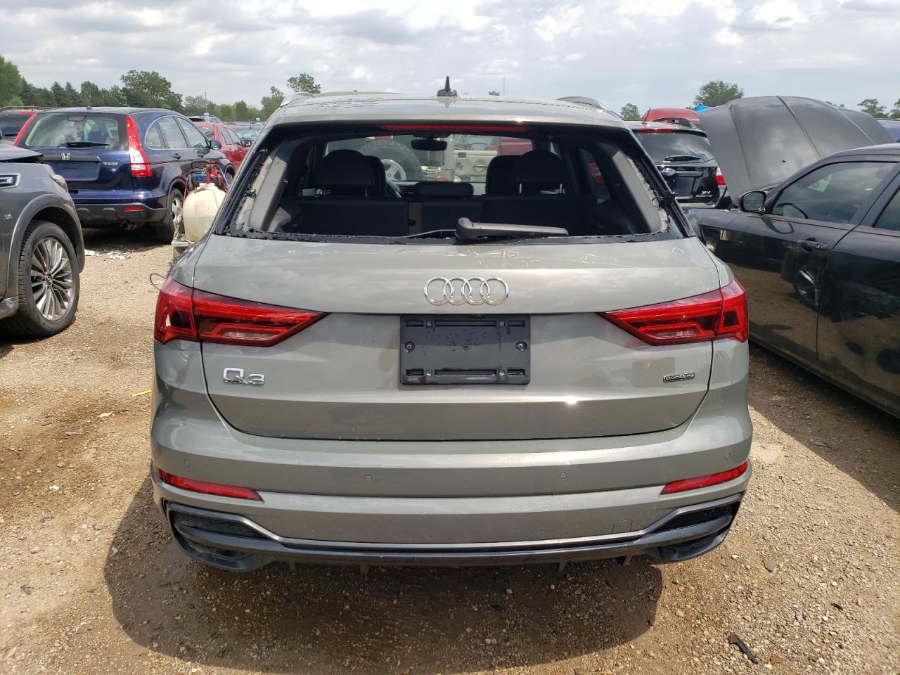 WA1EECF36K1071429 2019 Audi Q3 Premium Plus S-Line