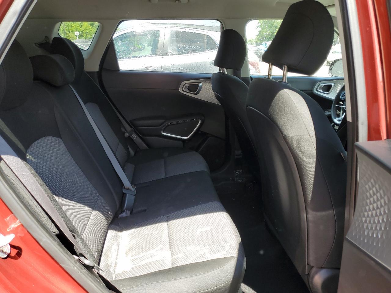 KNDJ23AUXL7043094 2020 Kia Soul Lx