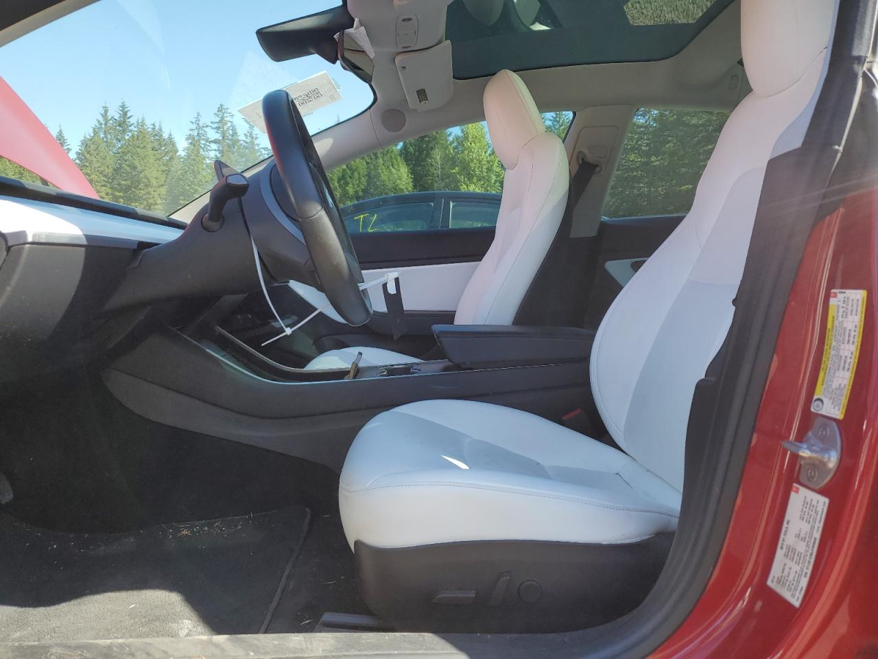 5YJ3E1EB0JF099646 2018 Tesla Model 3