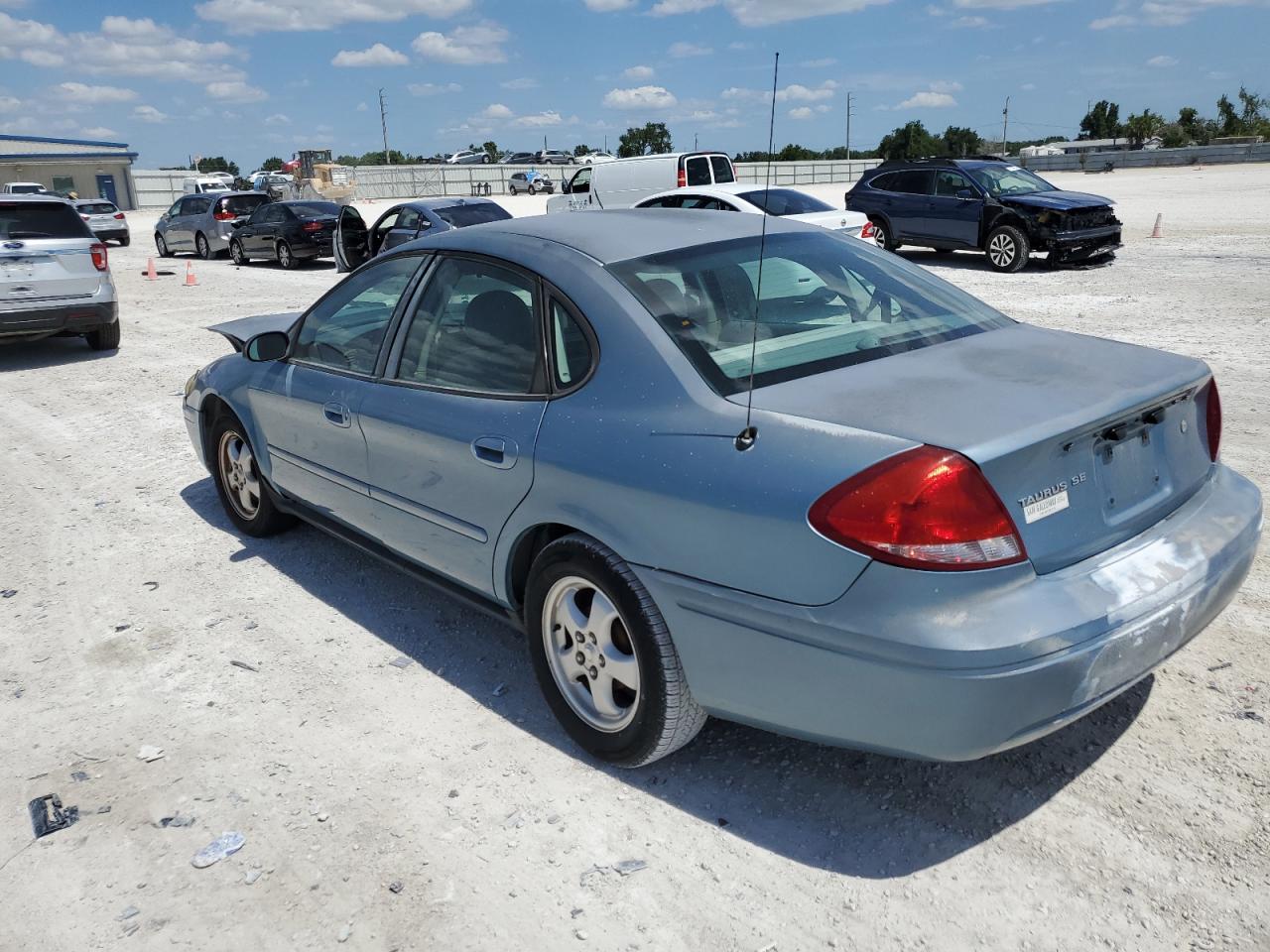 1FAFP53265A189678 2005 Ford Taurus Se