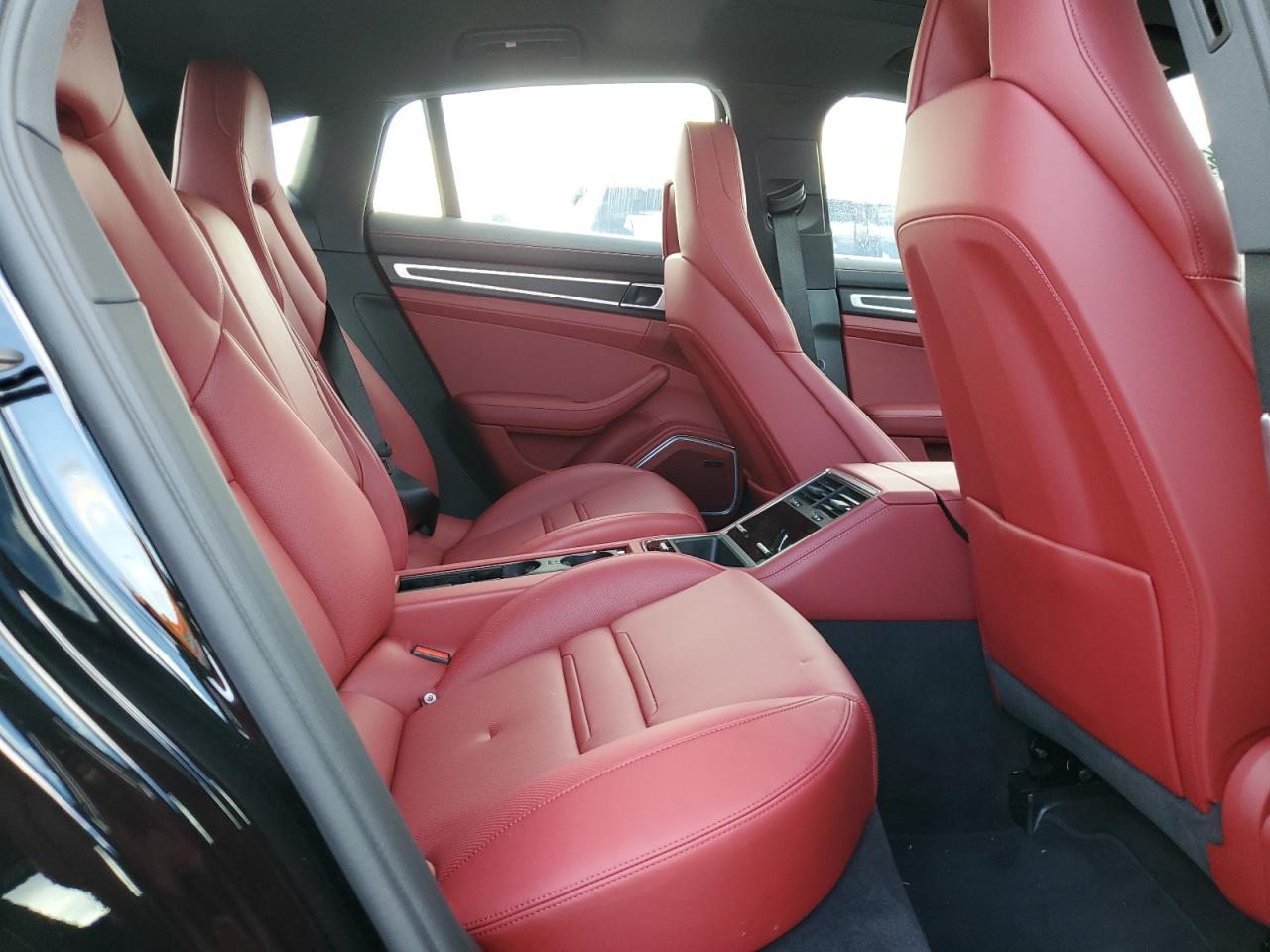 WP0AJ2A76PL103926 2023 Porsche Panamera Base