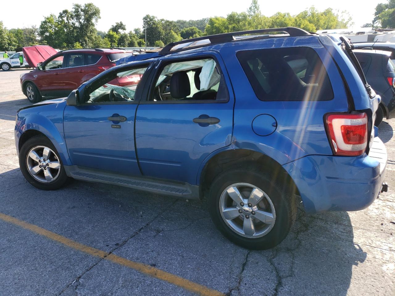 Lot #2723446705 2011 FORD ESCAPE XLT