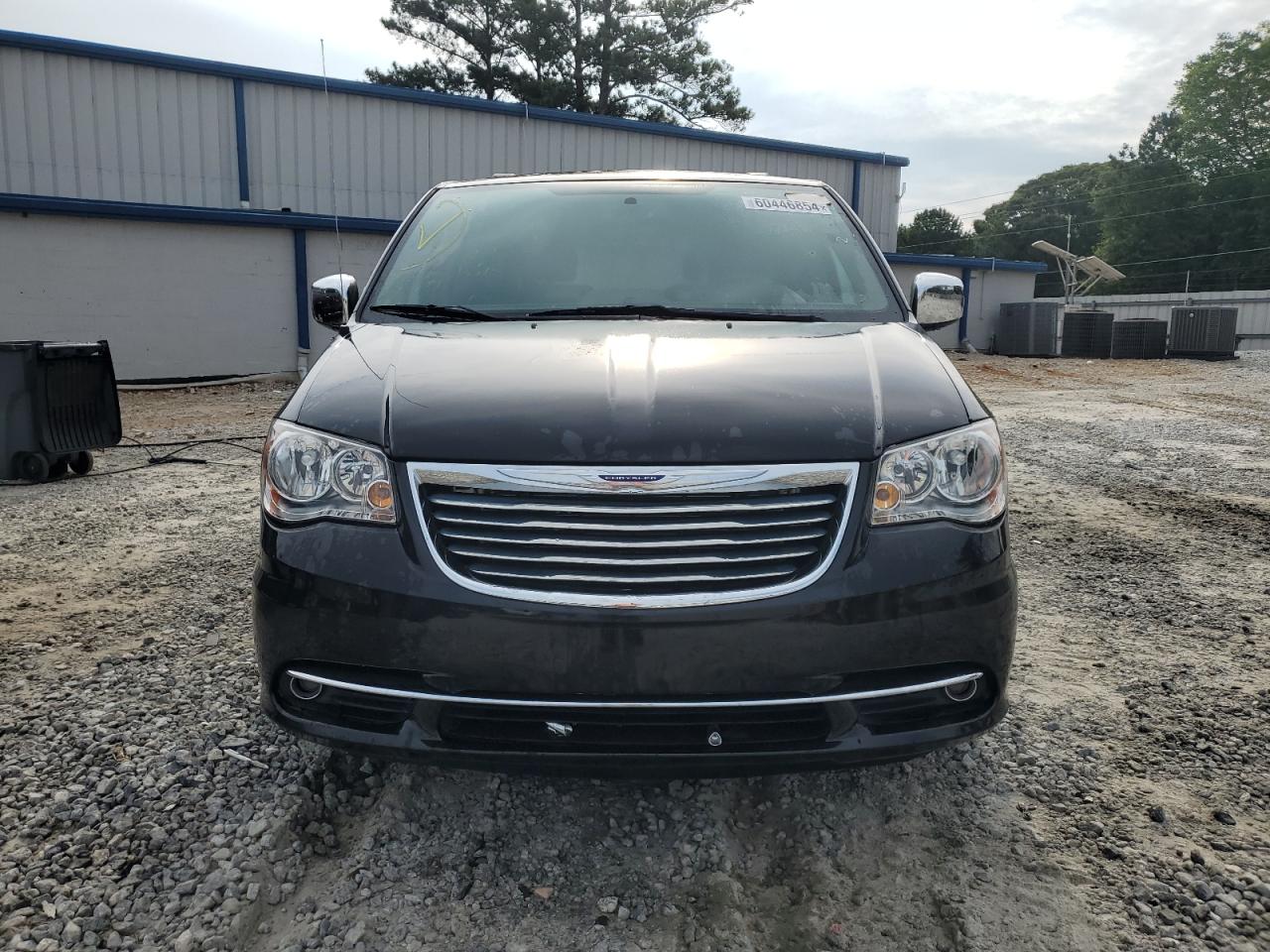 2016 Chrysler Town & Country Touring vin: 2C4RC1BG4GR132645