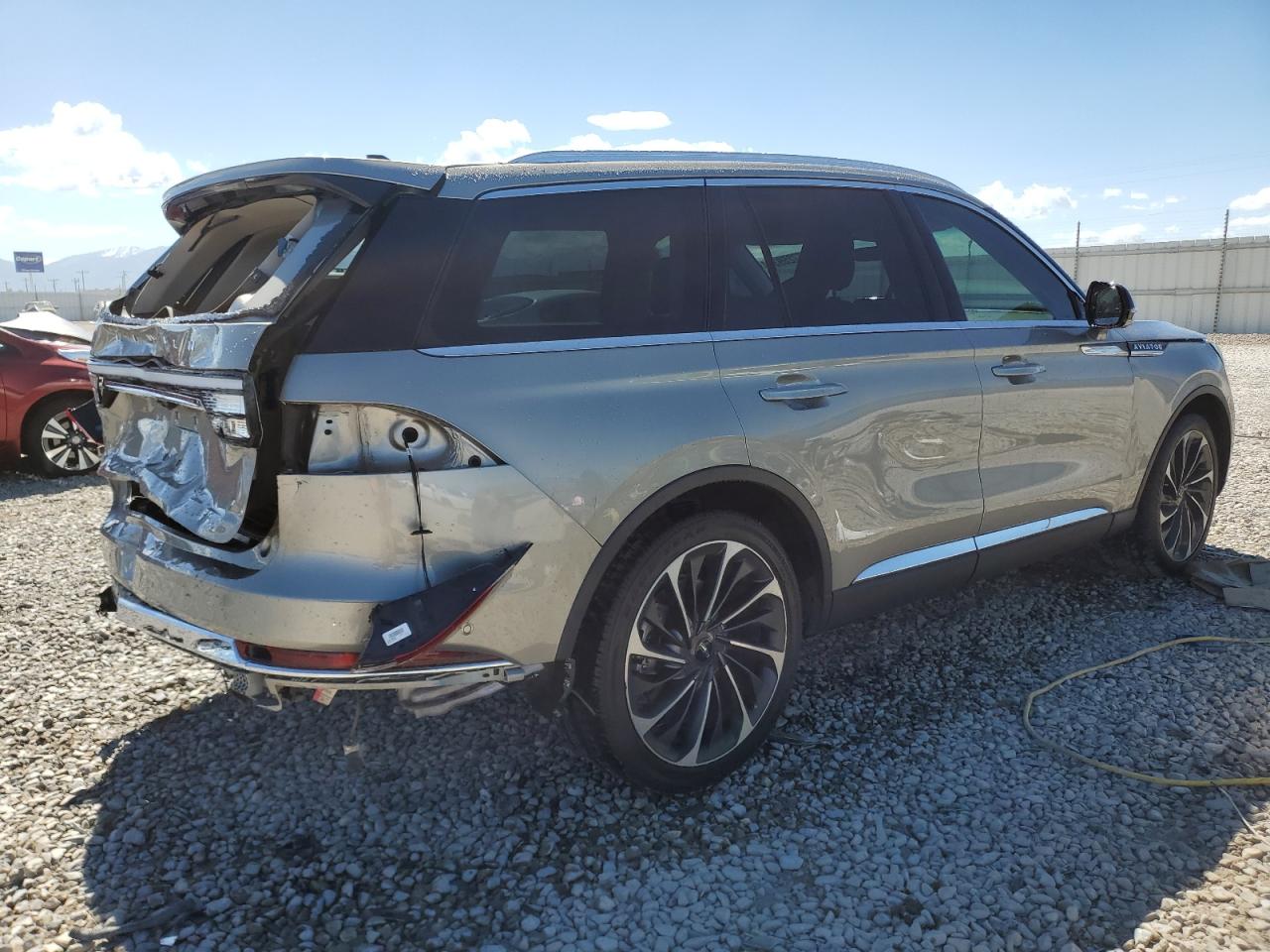 2023 Lincoln Aviator Reserve vin: 5LM5J7WC6PGL07714