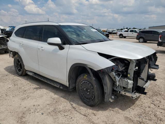 VIN 5TDGZRBH7NS567760 2022 Toyota Highlander, Xle no.4