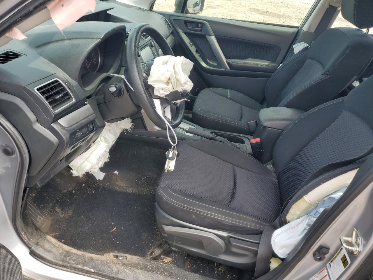 JF2SJABC1HH811808 2017 Subaru Forester 2.5I