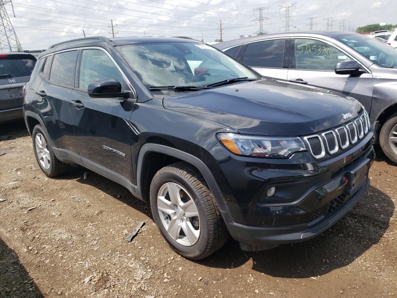 2022 Jeep Compass Latitude vin: 3C4NJDBB7NT135589