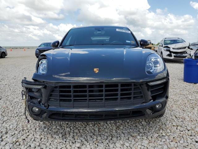 VIN WP1AA2A50HLB80497 2017 Porsche Macan no.5