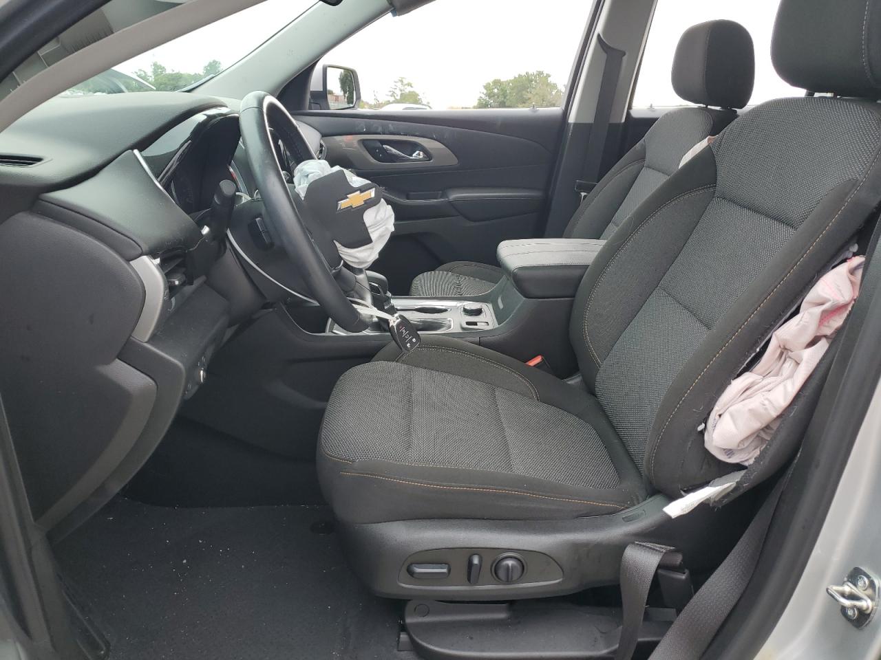 1GNERGKW3MJ263645 2021 Chevrolet Traverse Lt