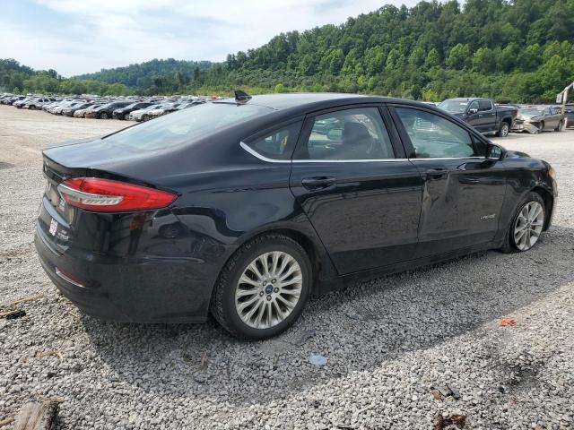 VIN 3FA6P0LU4KR116637 2019 Ford Fusion, SE no.3