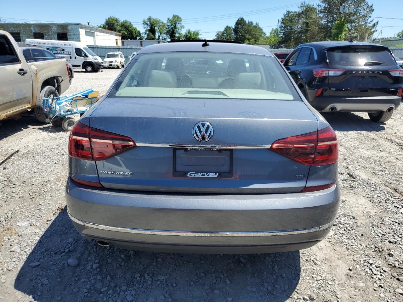 1VWBT7A35HC012699 2017 Volkswagen Passat Se