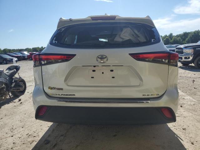 2022 Toyota Highlander Xle VIN: 5TDGZRBHXNS243931 Lot: 57452444