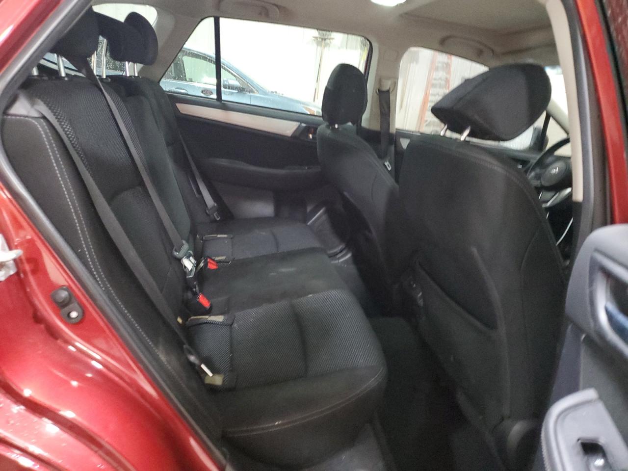 4S4BSAHC7J3328423 2018 Subaru Outback 2.5I Premium