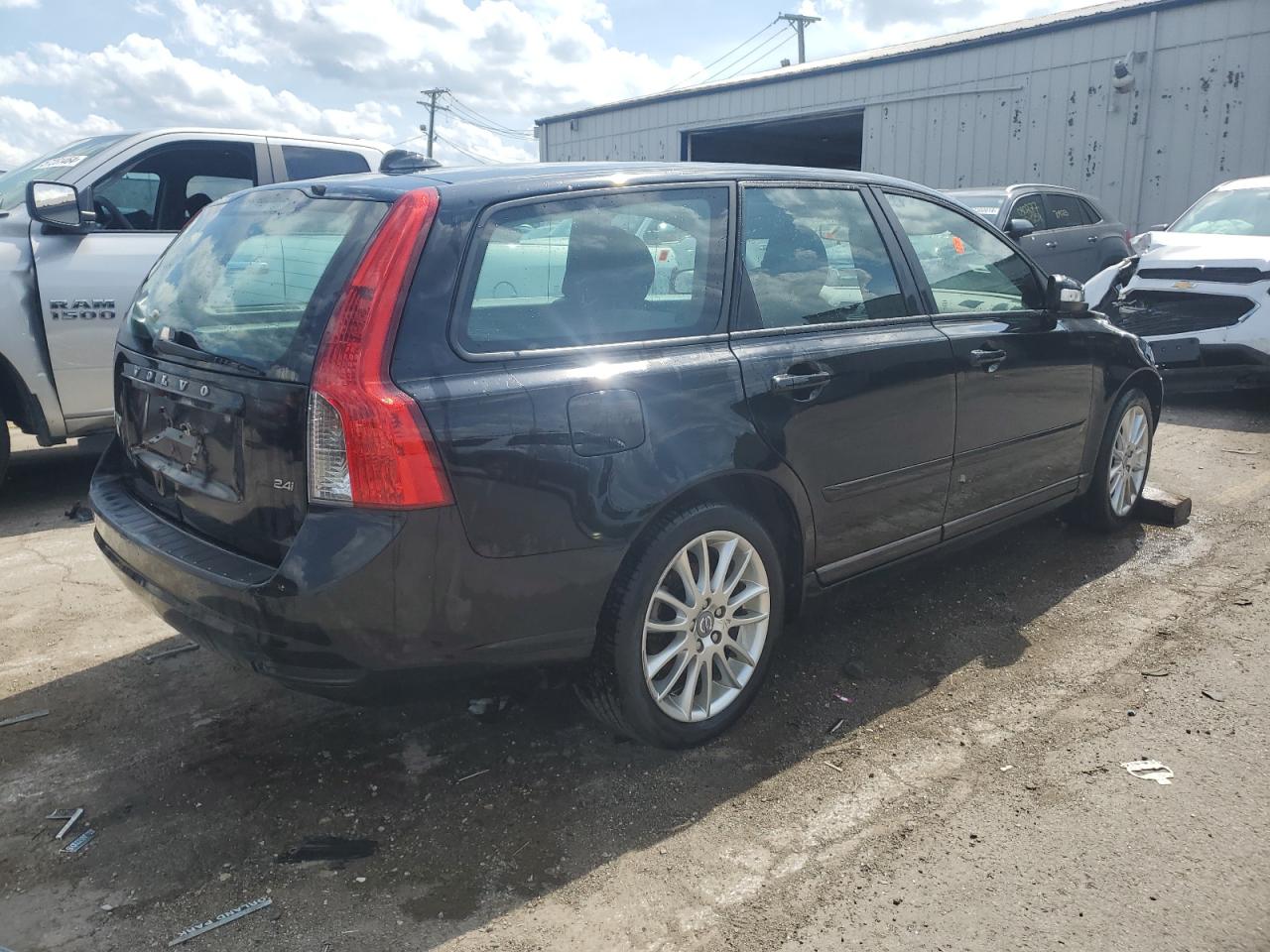 yv1mw382192470847 YV1MW382192470847 2009 Volvo V50 2.4I