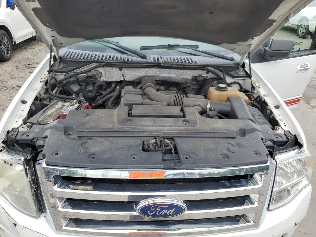 1FMFU16548LA86670 2008 Ford Expedition Xlt