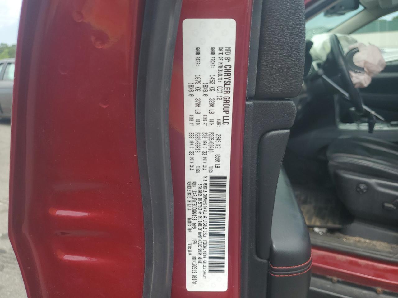 1C4RJFAT8DC600138 2013 Jeep Grand Cherokee Laredo