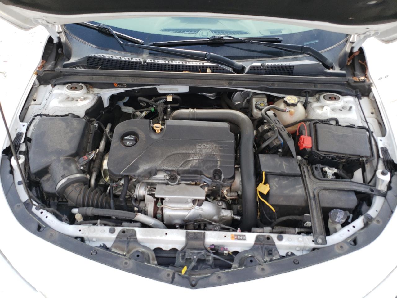 1G1ZD5ST8JF284744 2018 Chevrolet Malibu Lt