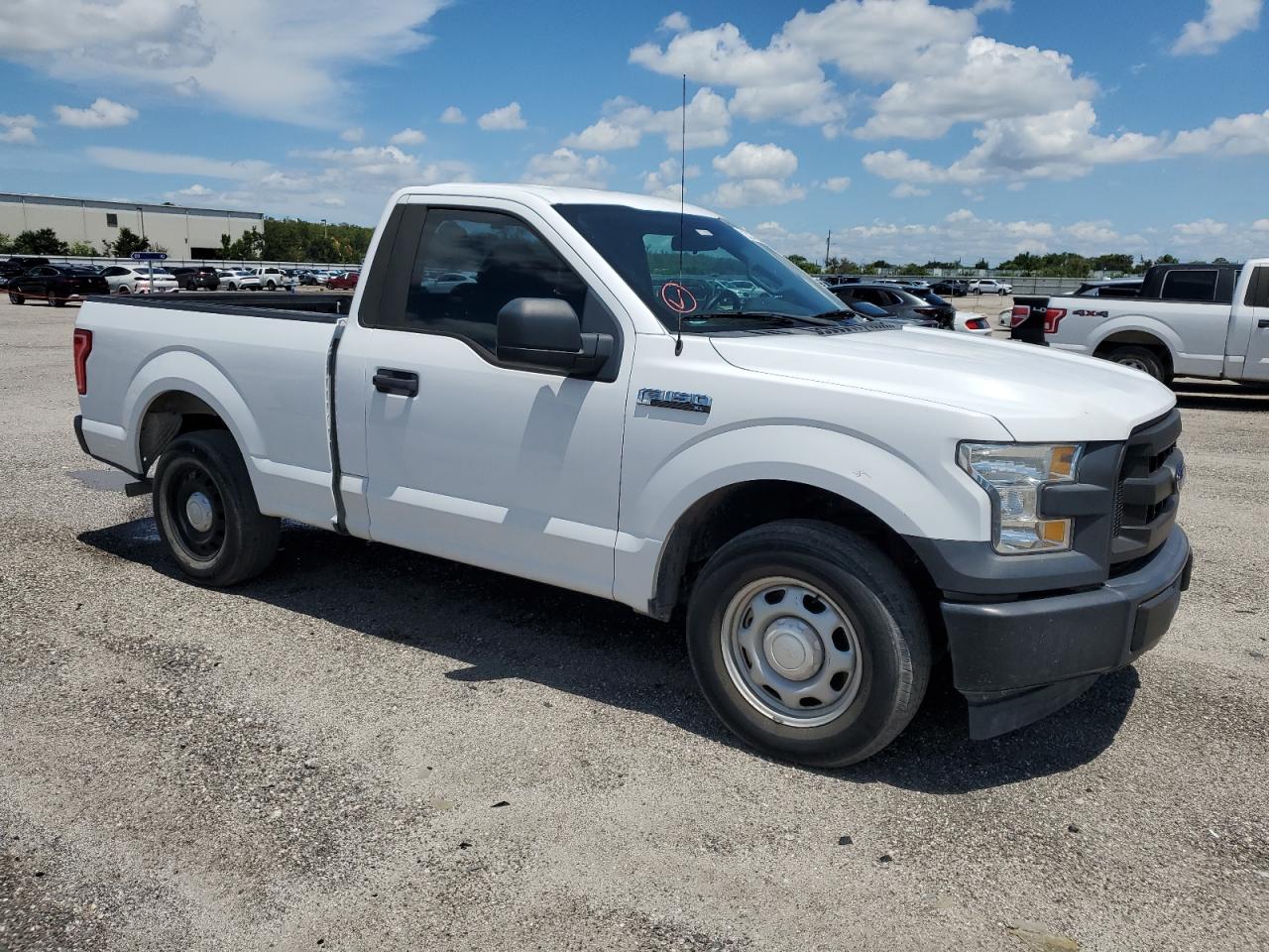 2017 Ford F150 vin: 1FTMF1C8XHKD44202