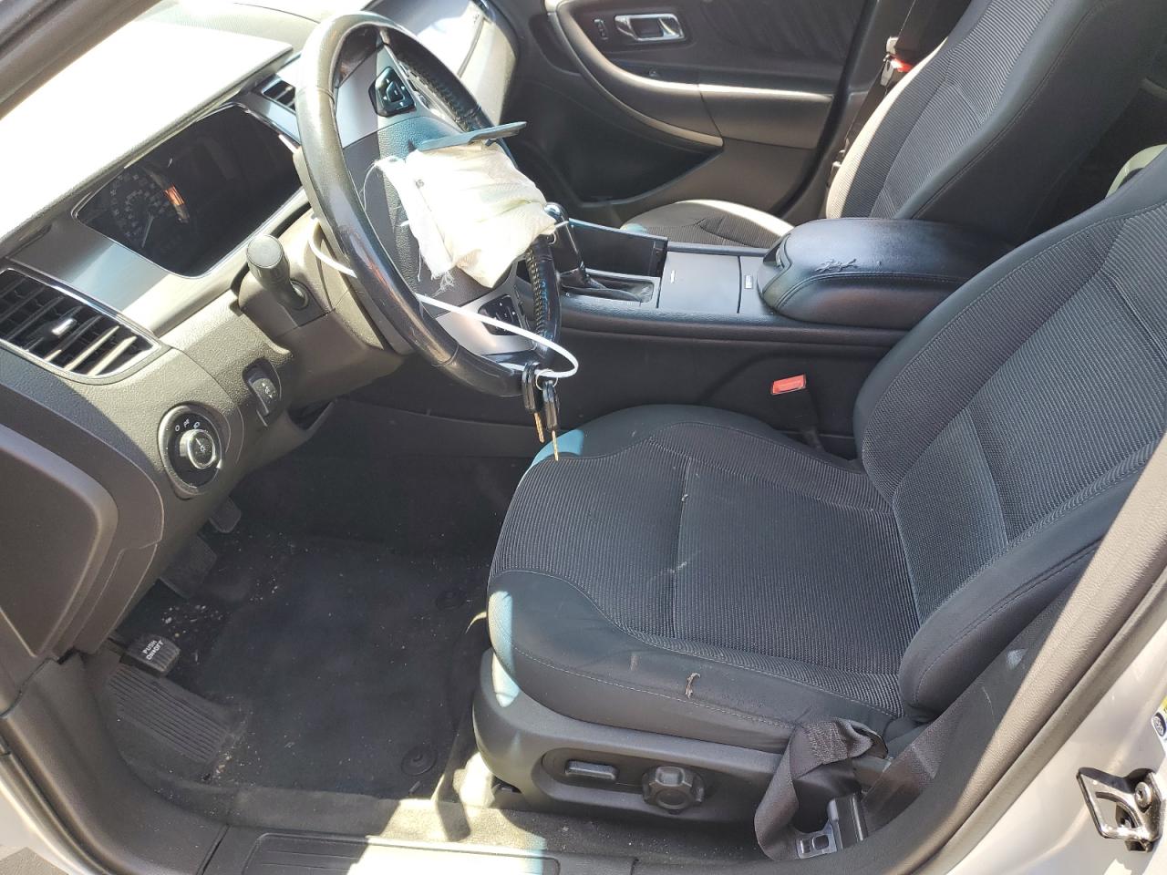 1FAHP2E84DG230801 2013 Ford Taurus Sel