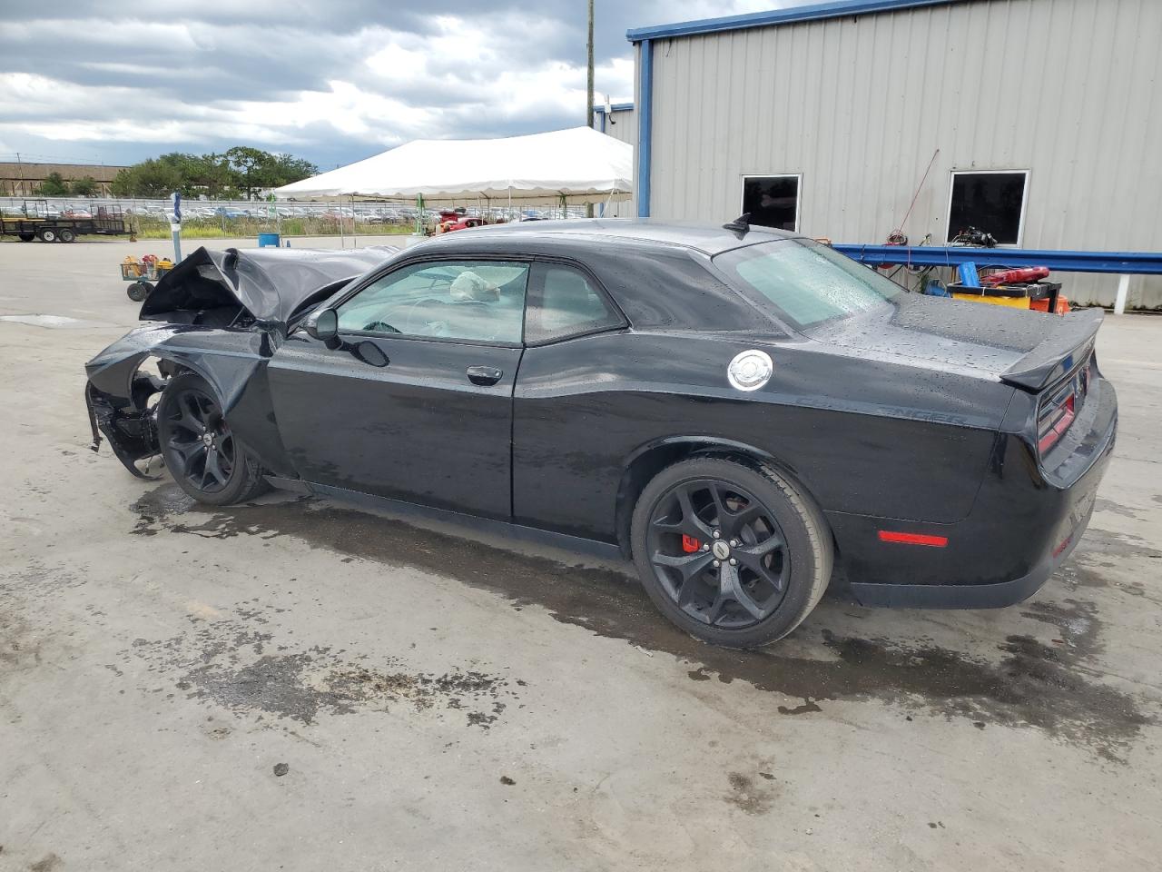 2017 Dodge Challenger Sxt vin: 2C3CDZAG4HH633095