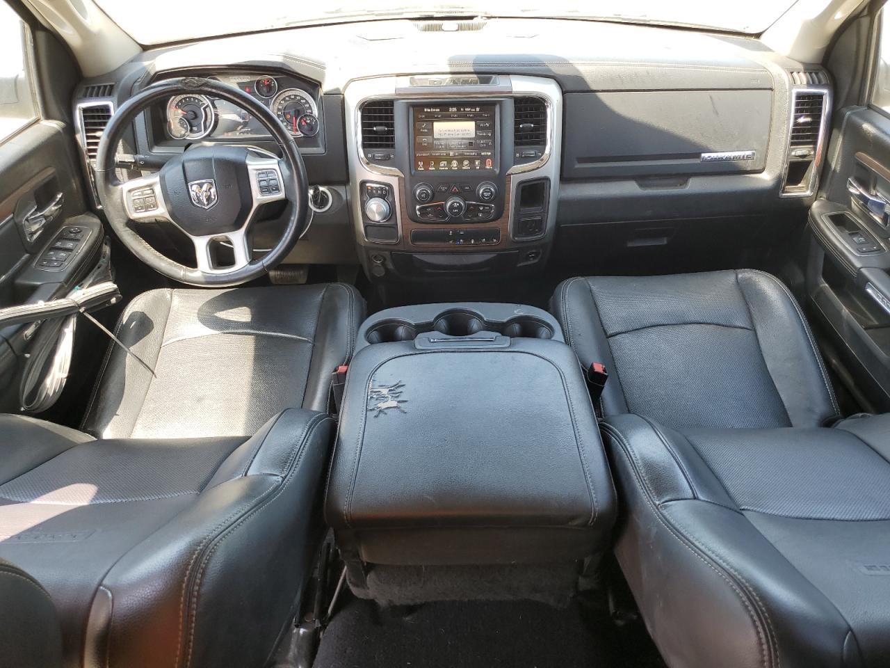 1C6RR6JTXHS651300 2017 Ram 1500 Laramie