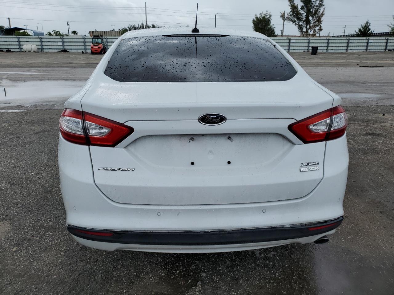 3FA6P0HD9ER282147 2014 Ford Fusion Se