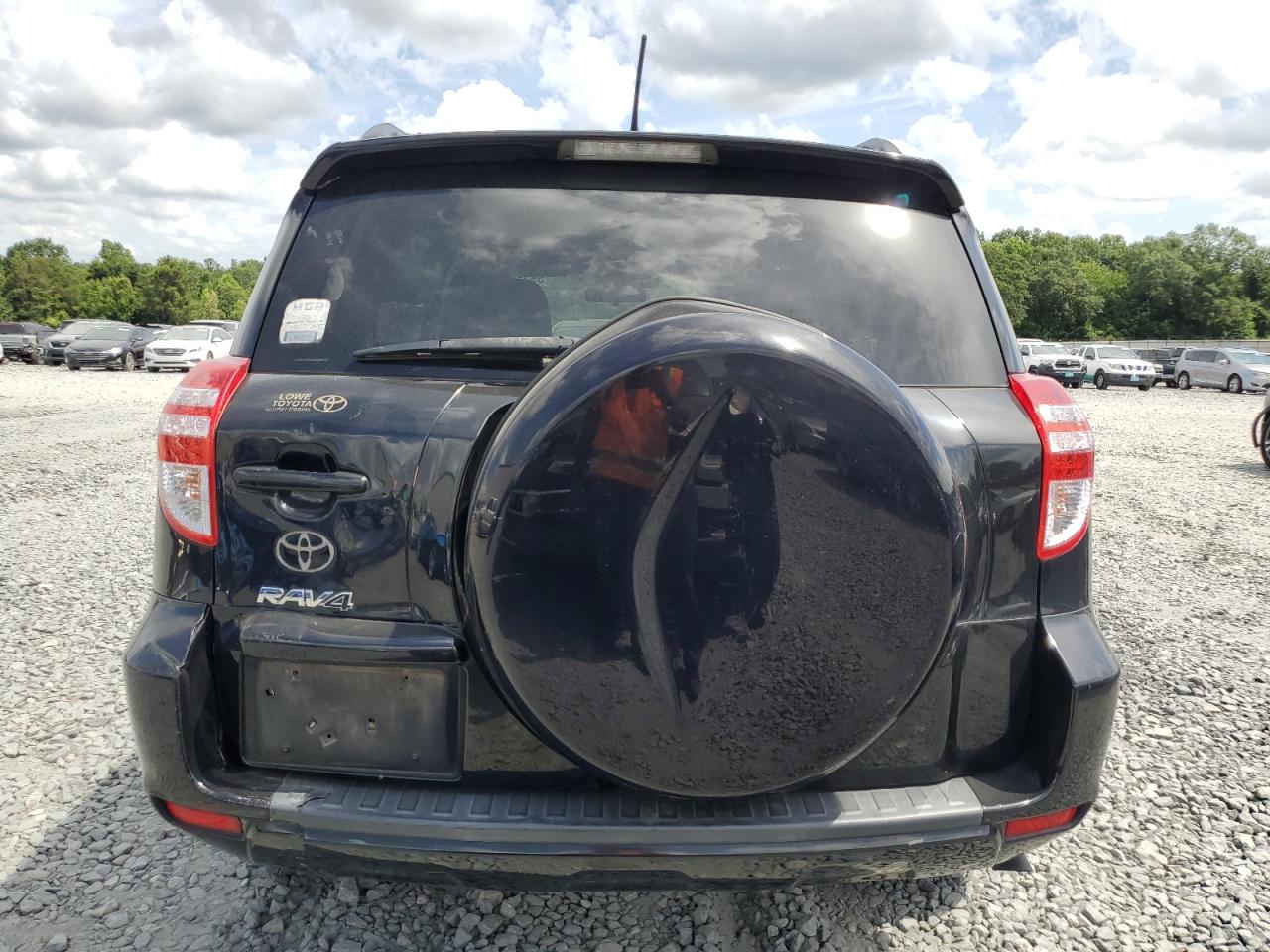 2T3KF4DV3BW098217 2011 Toyota Rav4