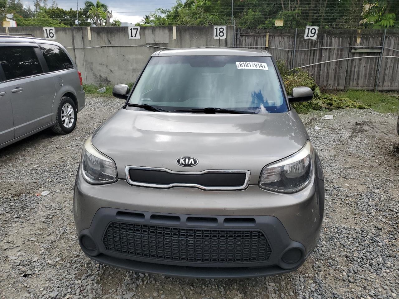 2016 Kia Soul vin: KNDJN2A2XG7301457