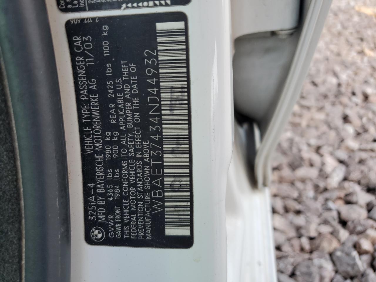 WBAET37434NJ44932 2004 BMW 325 I