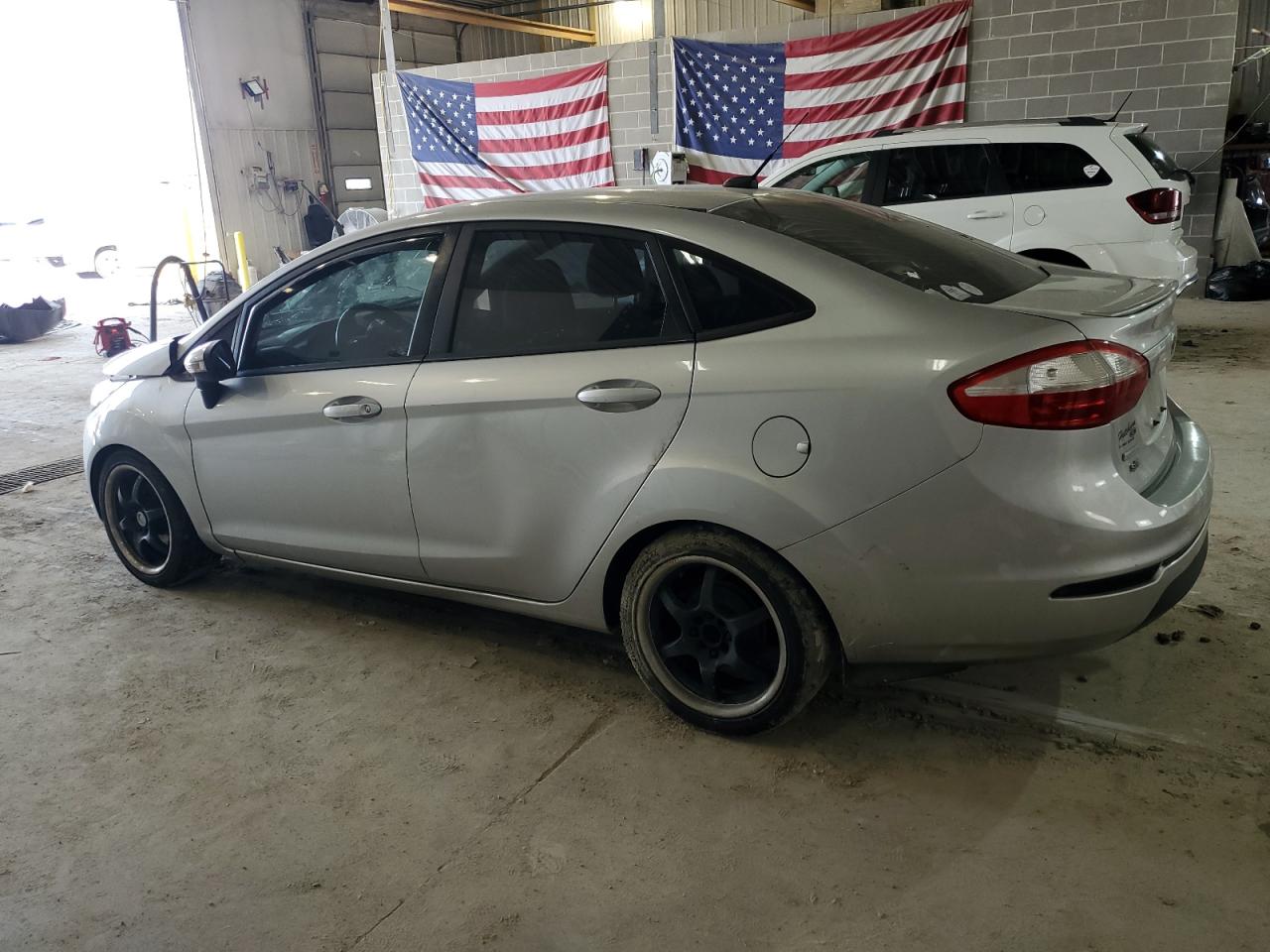 3FADP4BE8EM140238 2014 Ford Fiesta Se