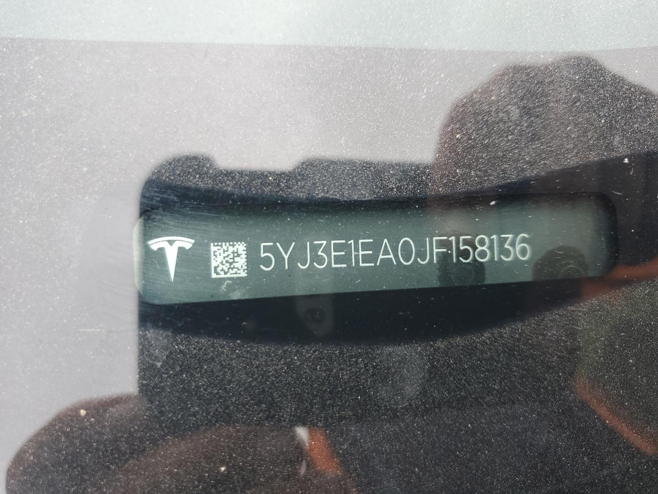 5YJ3E1EA0JF158136 2018 Tesla Model 3