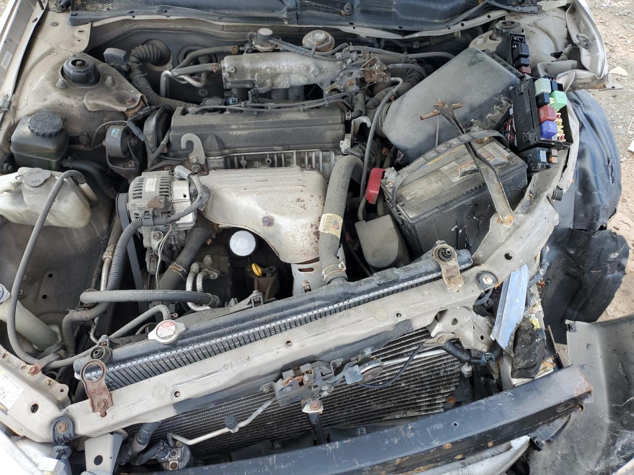 4T1BG22K2YU996061 2000 Toyota Camry Ce