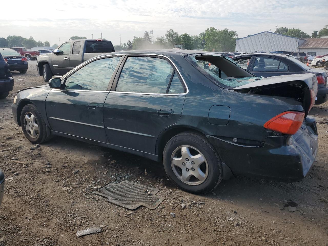 1HGCG1655YA095678 2000 Honda Accord Ex