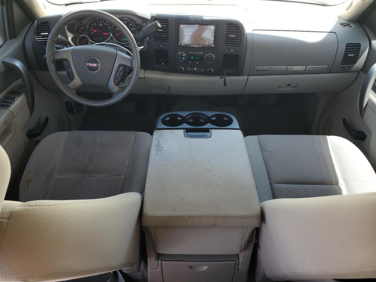 3GTP1VE08BG388952 2011 GMC Sierra C1500 Sle