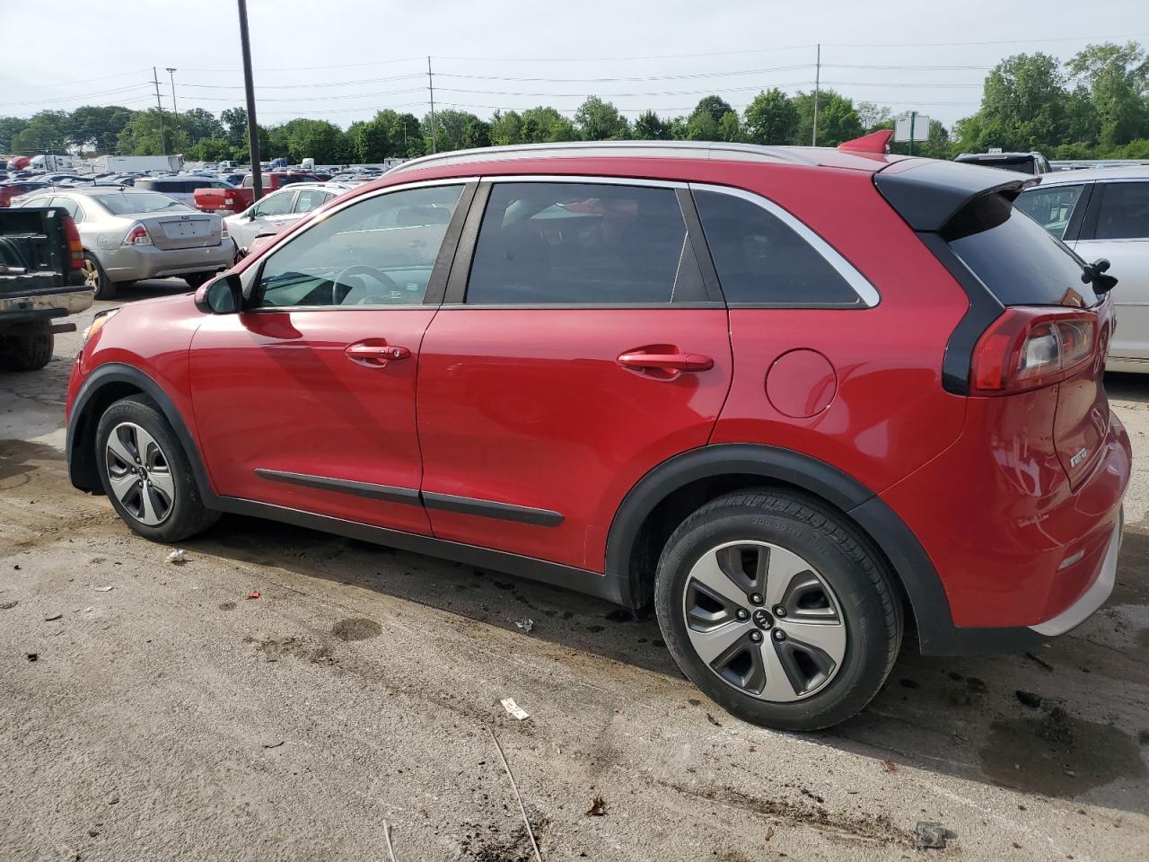 KNDCB3LC3J5123858 2018 Kia Niro Fe