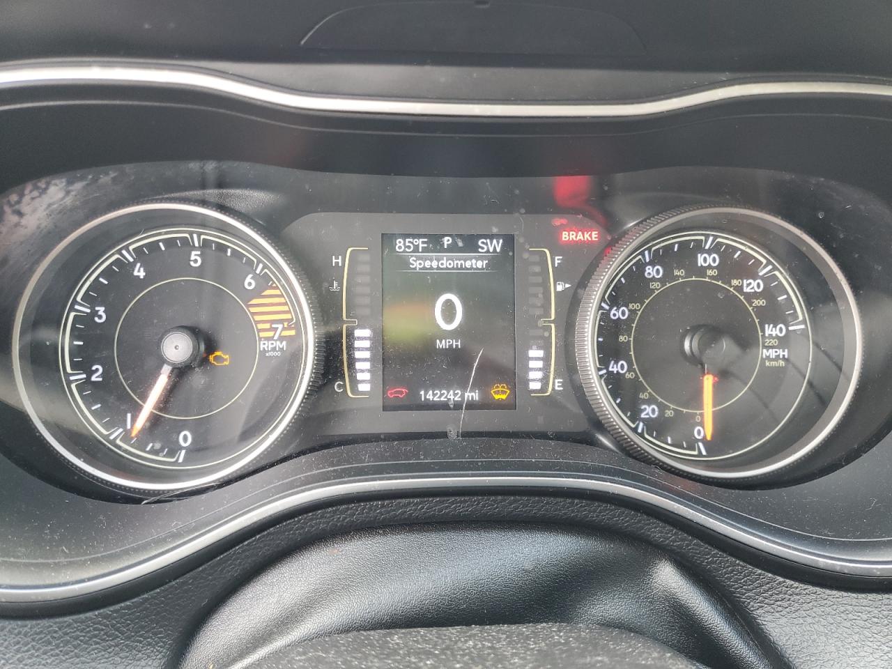 1C4PJLLB0KD466386 2019 Jeep Cherokee Latitude Plus